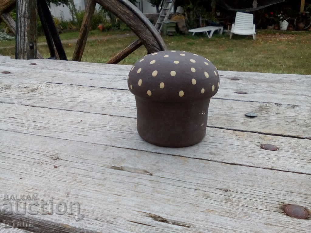 Auction Old ceramic piggy bank Auction Old ceramic piggy bank