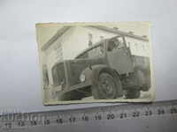OLD PHOTO TRUCK