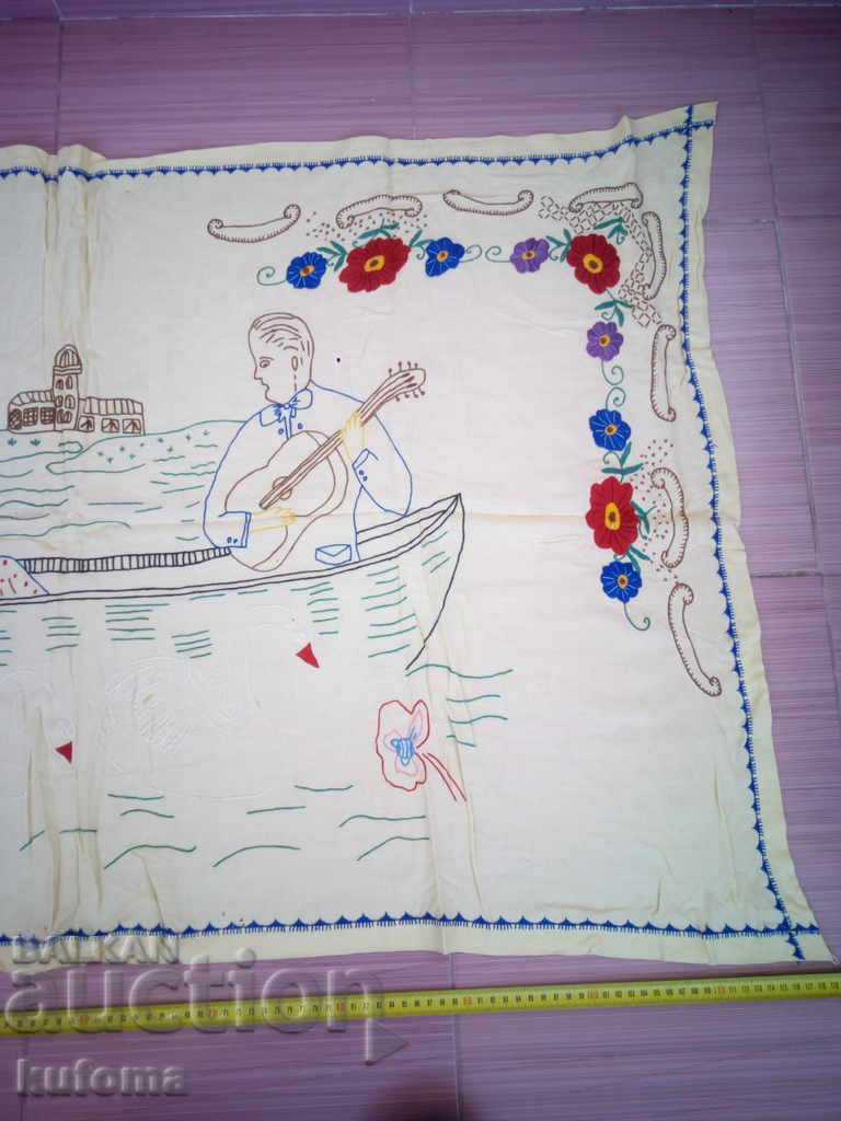 Licitație Broderii vechi lucrate manual Licitație Broderii vechi lucrate manual