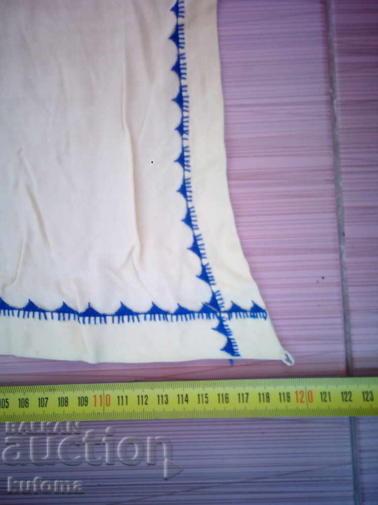 Livrarea Broderii vechi lucrate manual Livrarea Broderii vechi lucrate manual