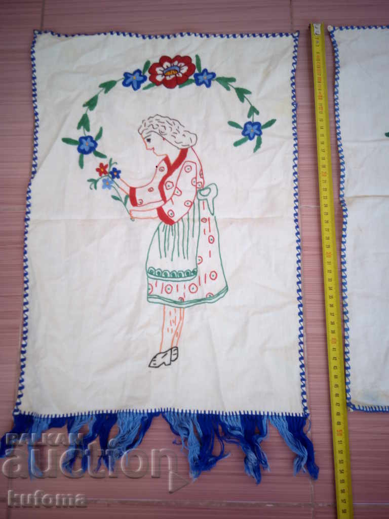 Hand-embroidered tablecloth with price € 19.99 | 39.10 BGN