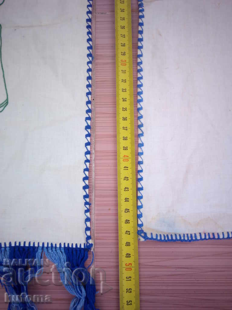 Delivery of Hand-embroidered tablecloth