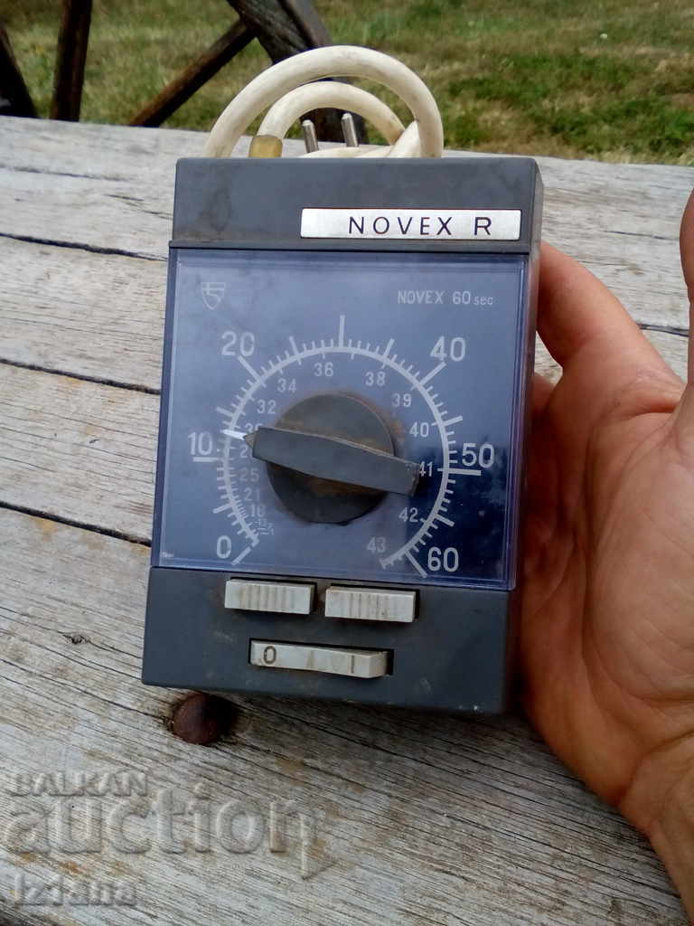 Παλαιός ηλεκτρικός χρονοδιακόπτης με τιμή 33.00 BGN | € 16.87