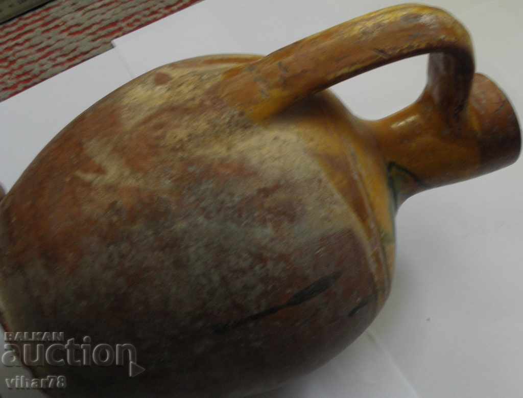 Delivery of old pitcher, crocker, jar Delivery of old pitcher, crocker, jar