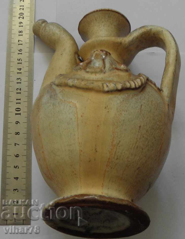 Delivery of old pitcher, krondir, jug Delivery of old pitcher, krondir, jug
