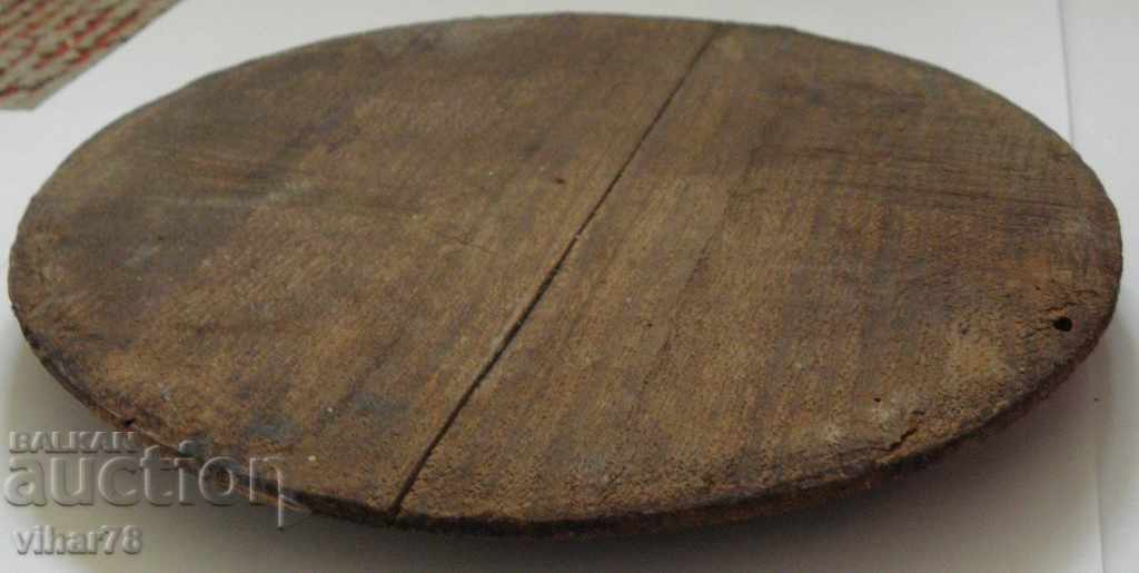 Cutting board, wood for laying, wood pan, tannur with price 34.99 BGN | € 17.89 Cutting board, wood for laying, wood pan, tannur with price 34.99 BGN | € 17.89