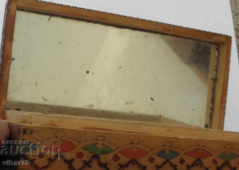 Old wooden box with a mirror - 5