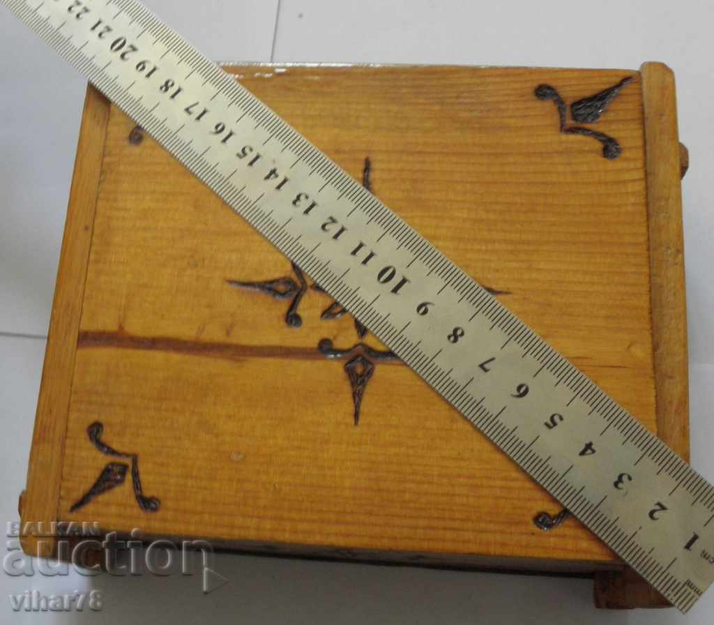 wooden box with price 24.99 BGN | € 12.78 wooden box with price 24.99 BGN | € 12.78