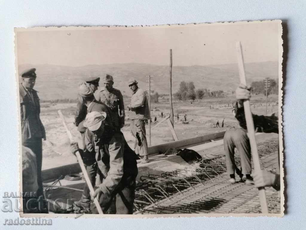 Auction  Lot Pictures Construction Bridge Bridge 5 pc.