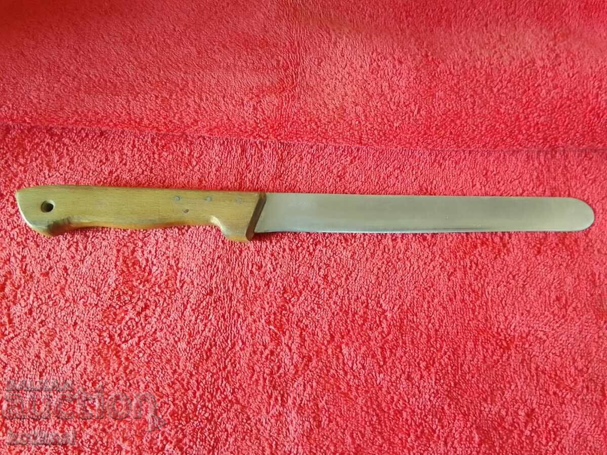 Delivery of Old knife P. Denev