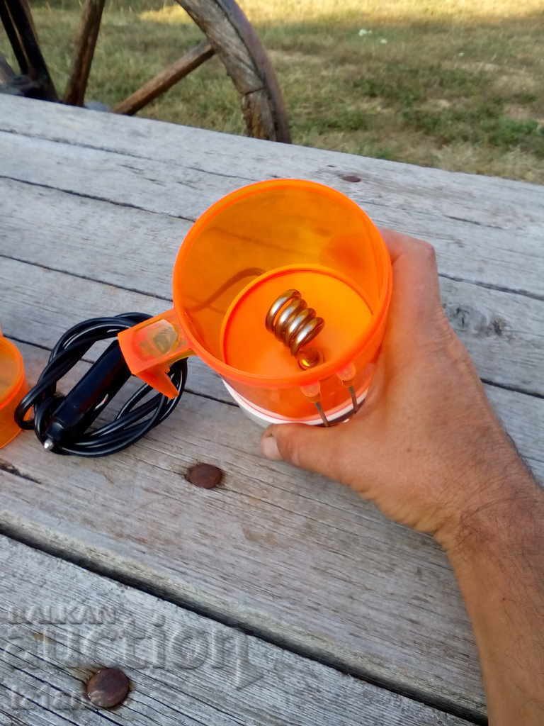 Licitație Filtrul de cafea veche pentru o mașină Licitație Filtrul de cafea veche pentru o mașină