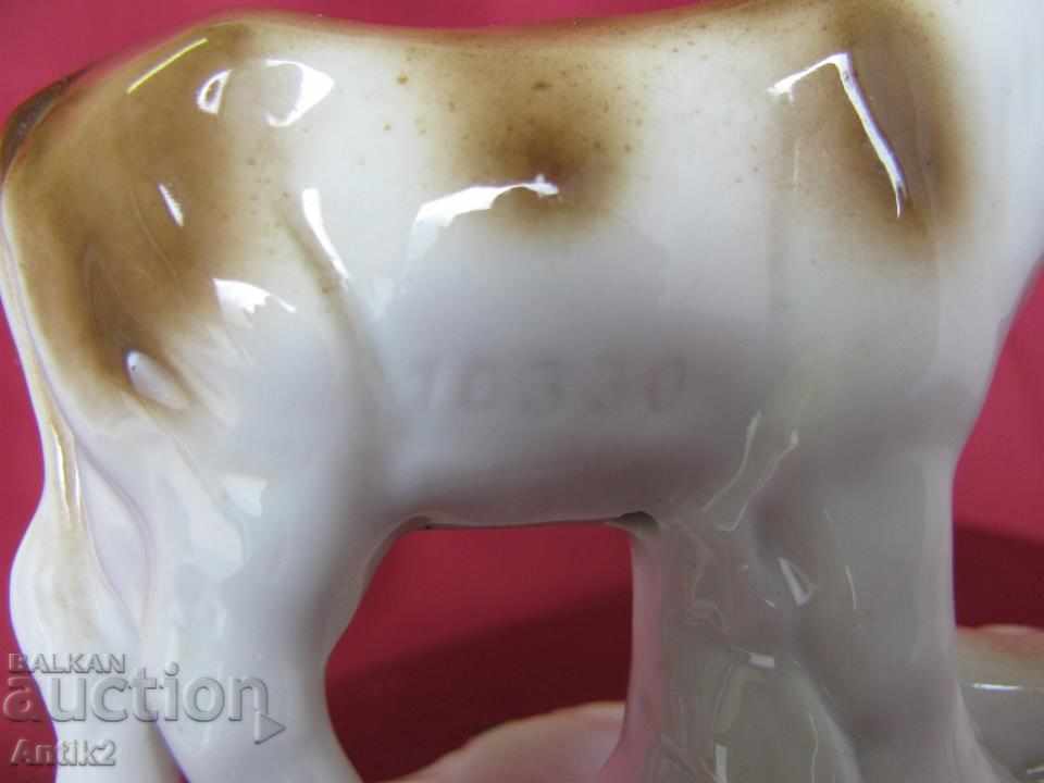 Delivery of Antique Porcelain Figurine Germany