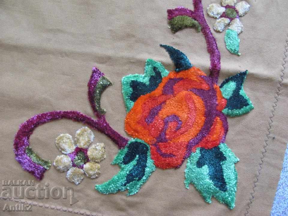 Auction  70s Cotton Tablecloth and Pillow