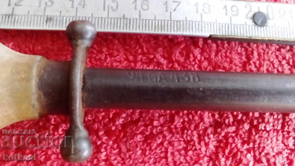 Auction Old large massat grinder marks Auction Old large massat grinder marks