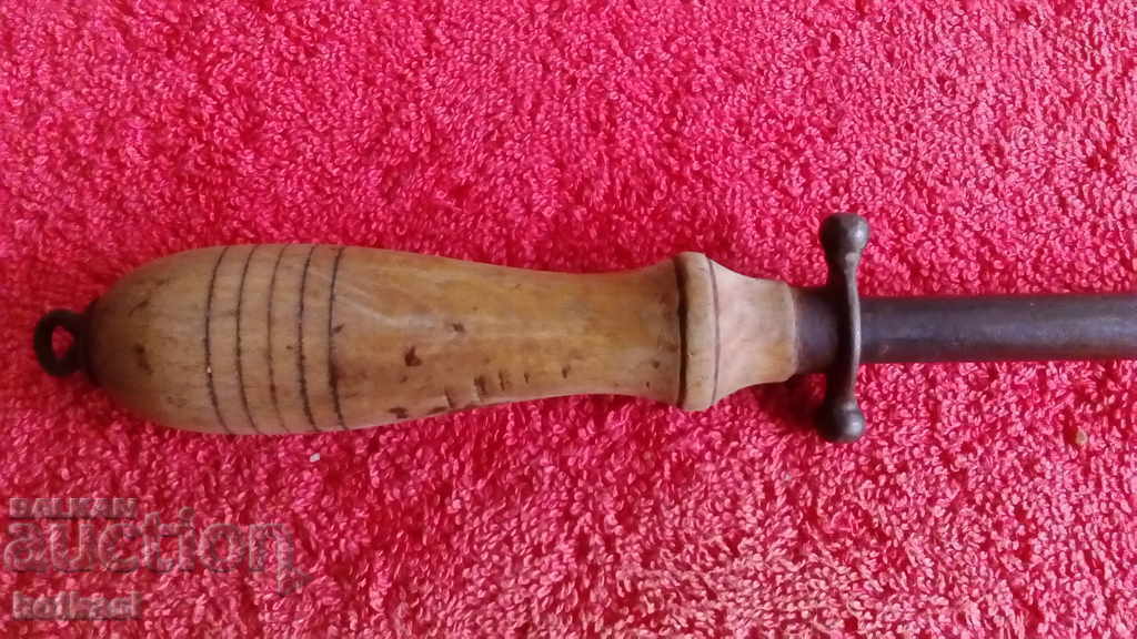 Old large massat grinder marks - 6 Old large massat grinder marks - 6