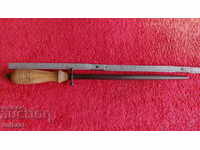 Urme mari vechi de râșniță masat