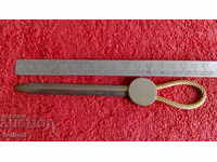 Παλιό μαχαίρι από κράμα μετάλλου για χάρτινους φακέλους γράμματα