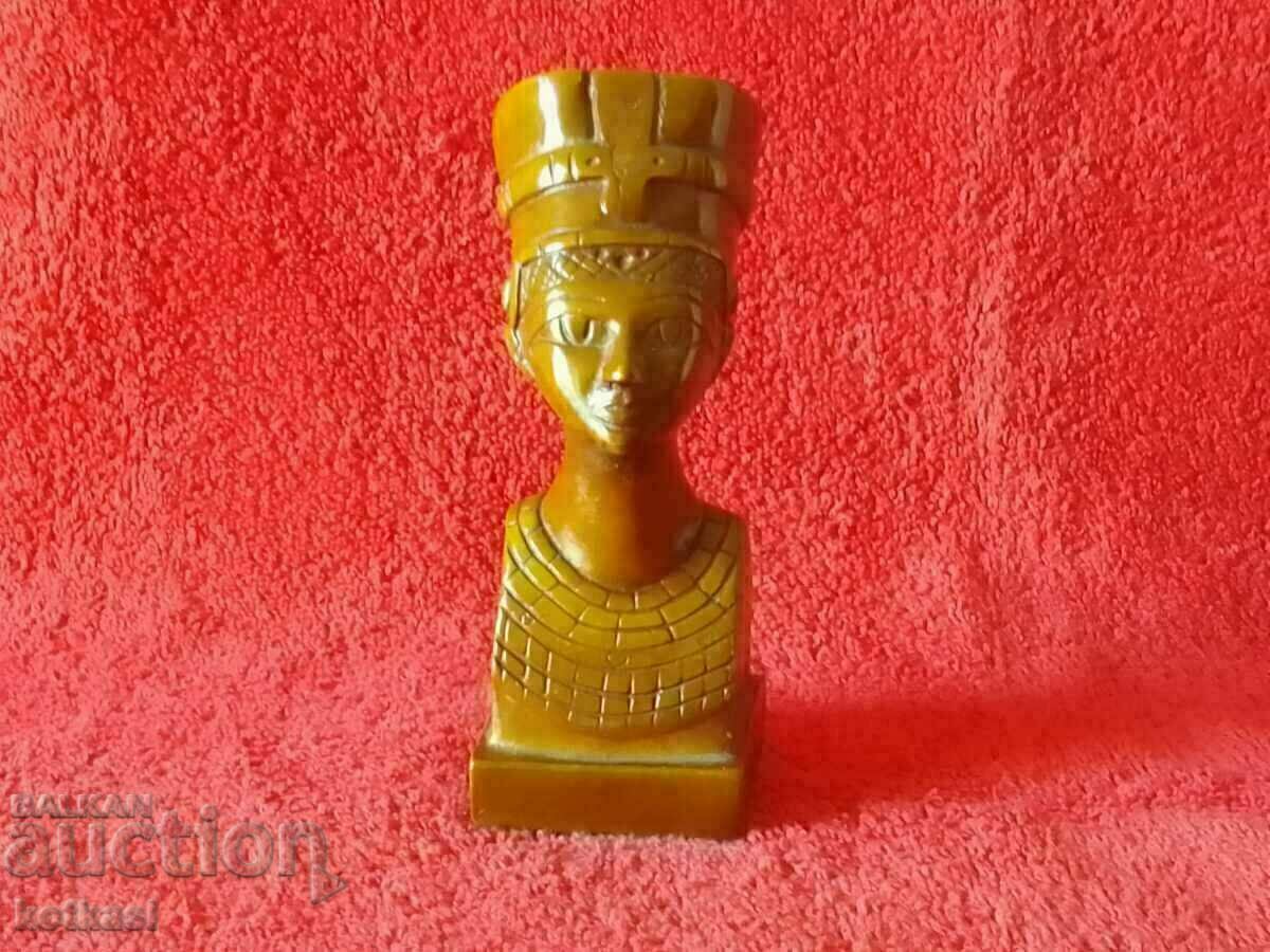 Old massive solid bust head Egypt woman Nefertiti