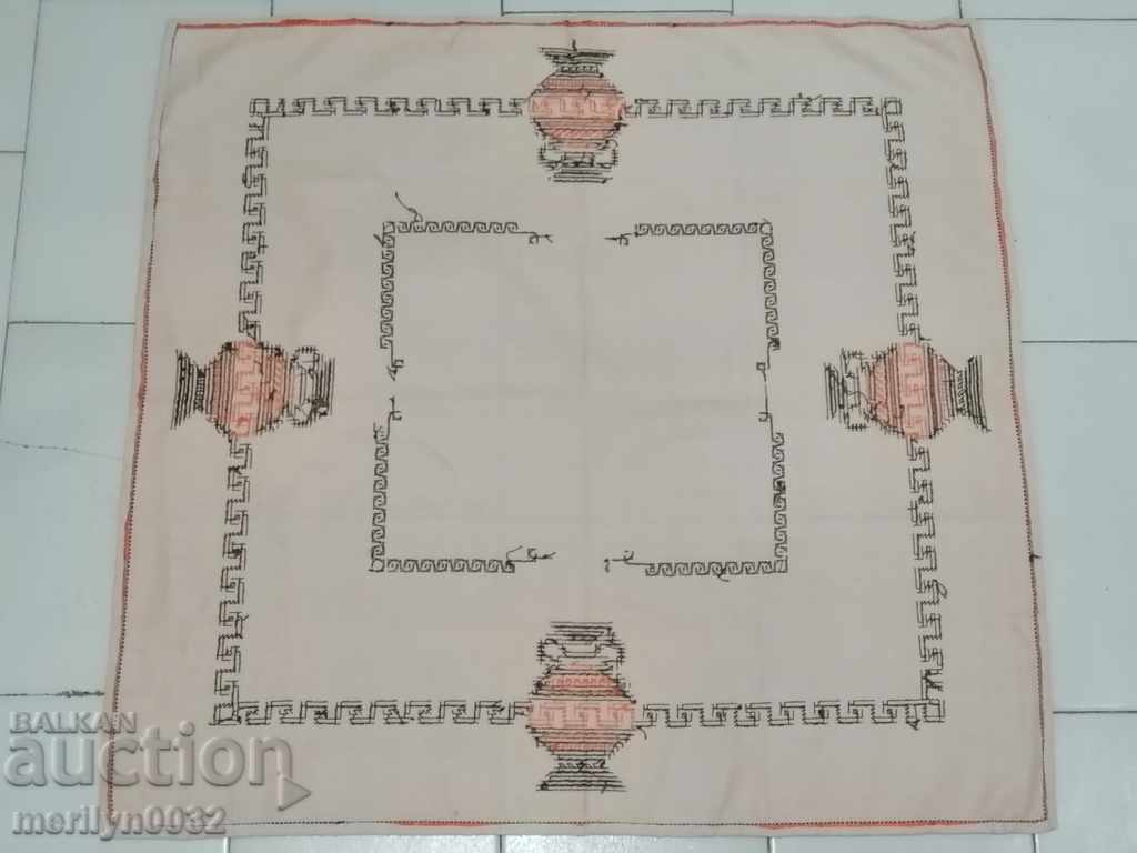 Delivery of Old embroidered cardboard, tablecloth, millet, Bulgarian embroidery Delivery of Old embroidered cardboard, tablecloth, millet, Bulgarian embroidery