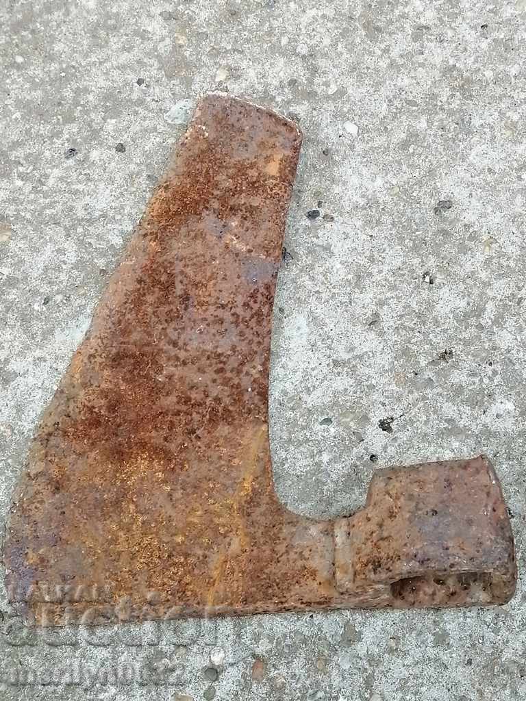 Auction Old ax ax ax without a scraper wrought iron blade Auction Old ax ax ax without a scraper wrought iron blade