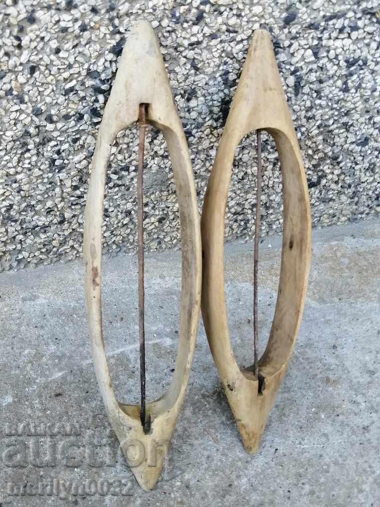 Delivery of Rifle 2 pieces shuttle, cross, wooden Delivery of Rifle 2 pieces shuttle, cross, wooden