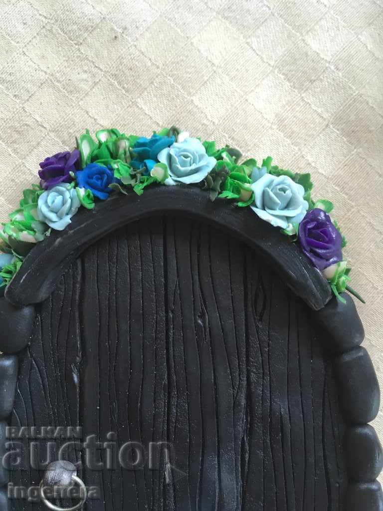 FAY Clay COTTLE DOOR MANUFACTURING with price 19.99 BGN | € 10.22 FAY Clay COTTLE DOOR MANUFACTURING with price 19.99 BGN | € 10.22