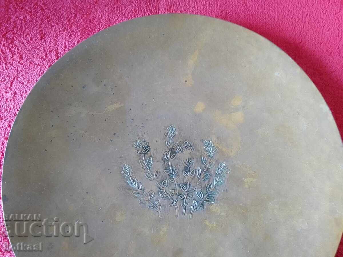 Auction Old metal copper plate fruit bowl panel flowers marked Auction Old metal copper plate fruit bowl panel flowers marked