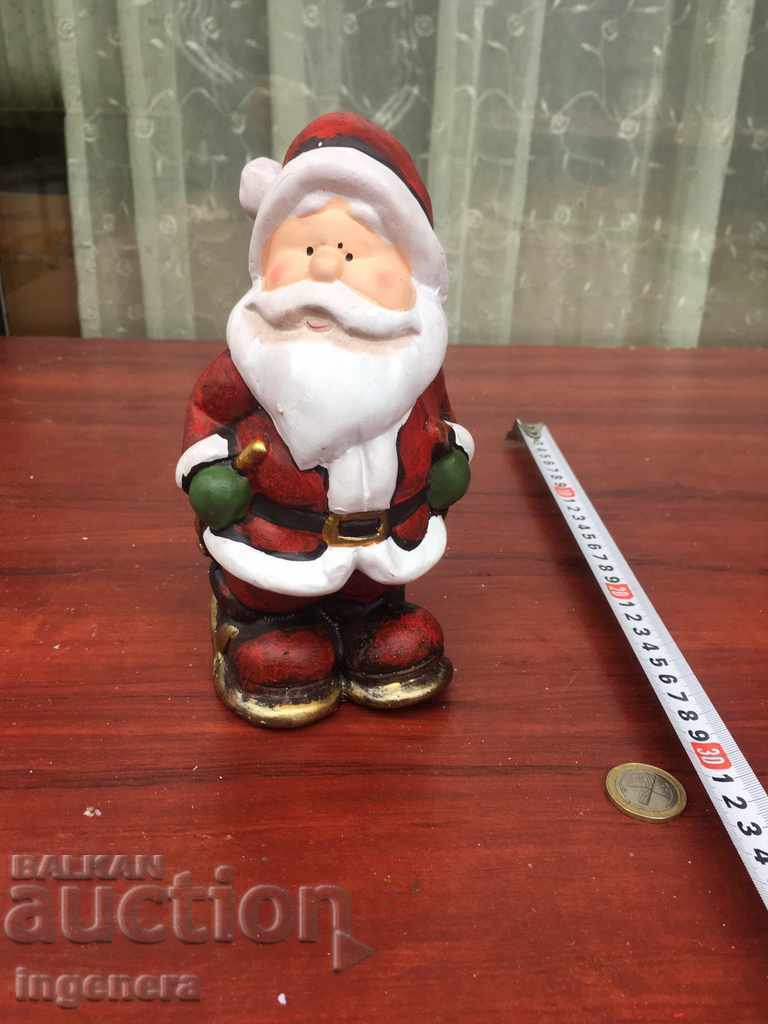 VANDERE STATUETA DE CRACIUN NOU