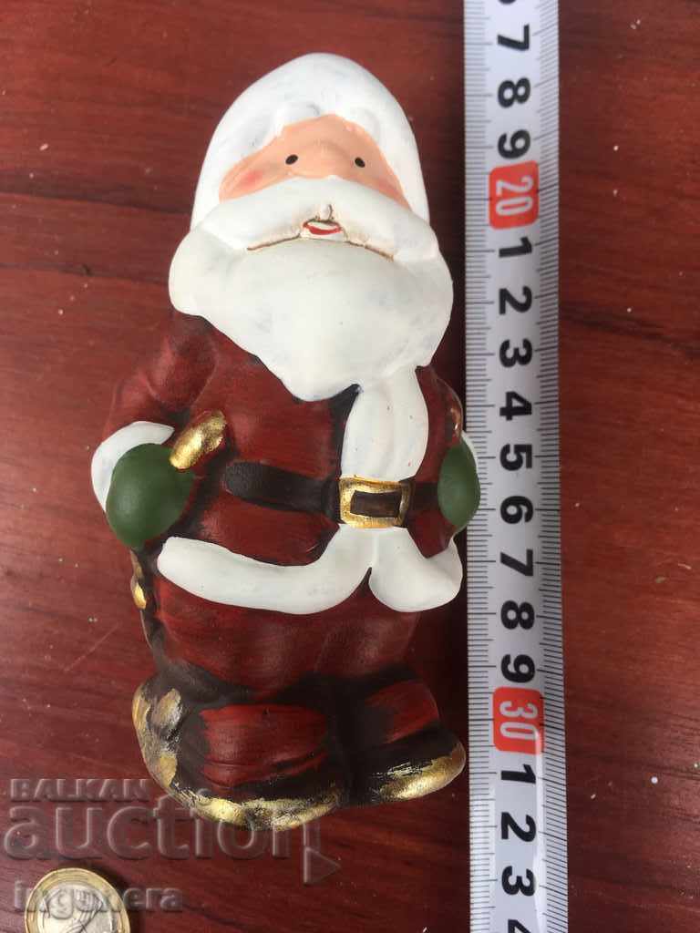 VANDERE STATUETA DE CRACIUN NOU cu preț 4.90 BGN | € 2.51