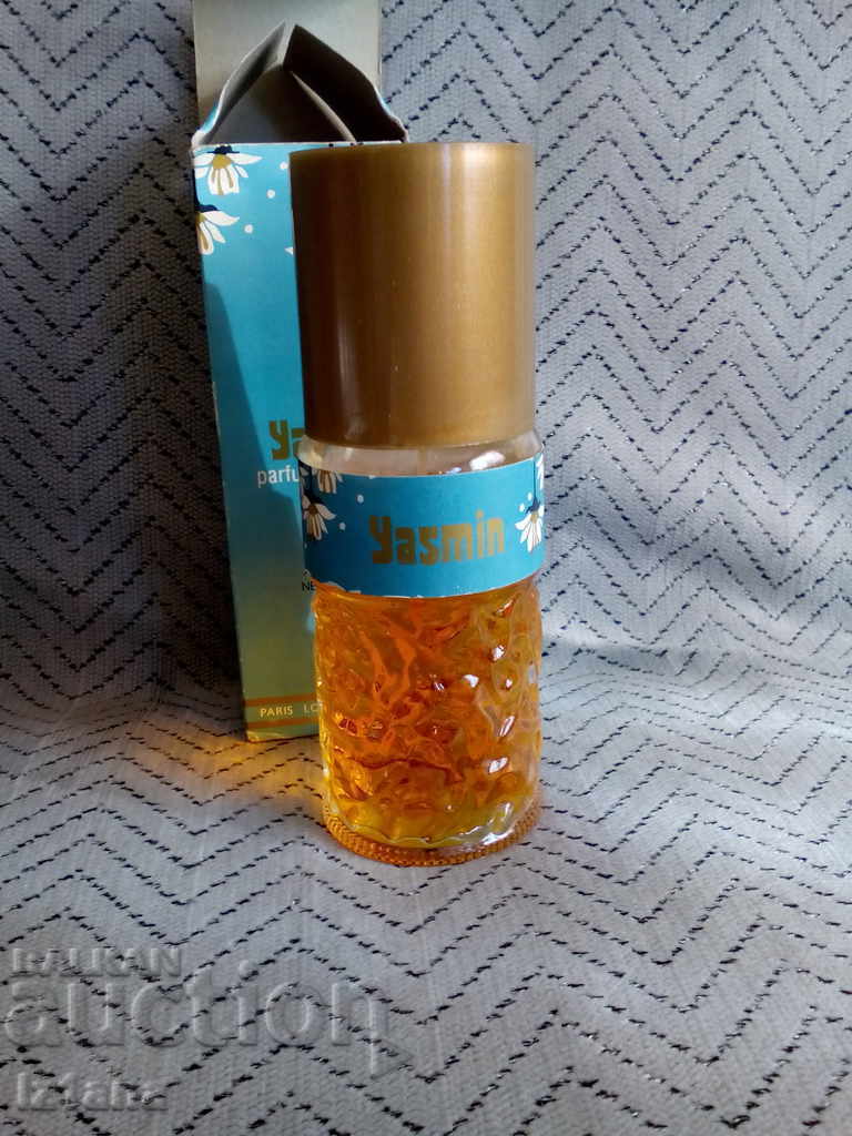 Стар парфюм Жасмин,Yasmin с цена 30.00 лв. | € 15.34 Стар парфюм Жасмин,Yasmin с цена 30.00 лв. | € 15.34