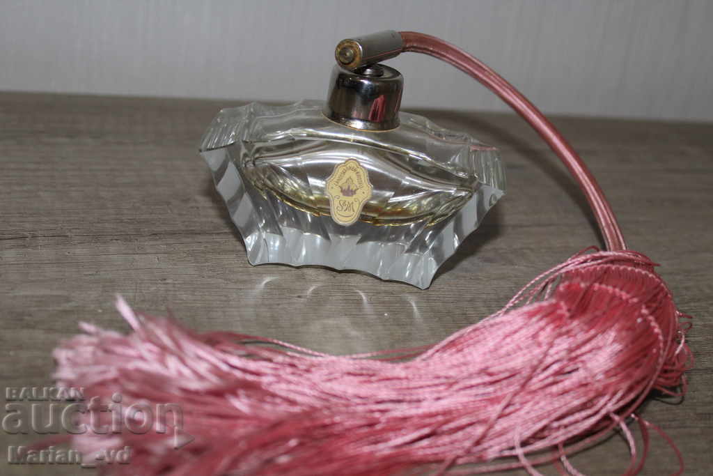 Delivery of Old bottle by Landeskronen Kristall S&M, circa 1924