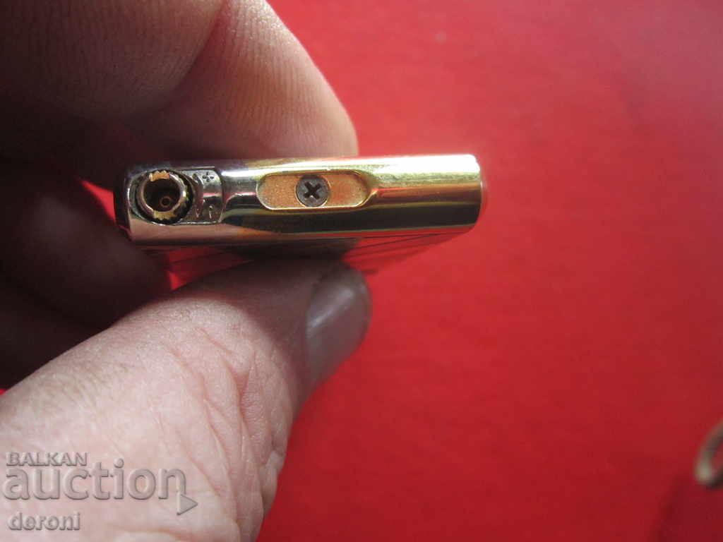 Delivery of An incredible Heinz lighter