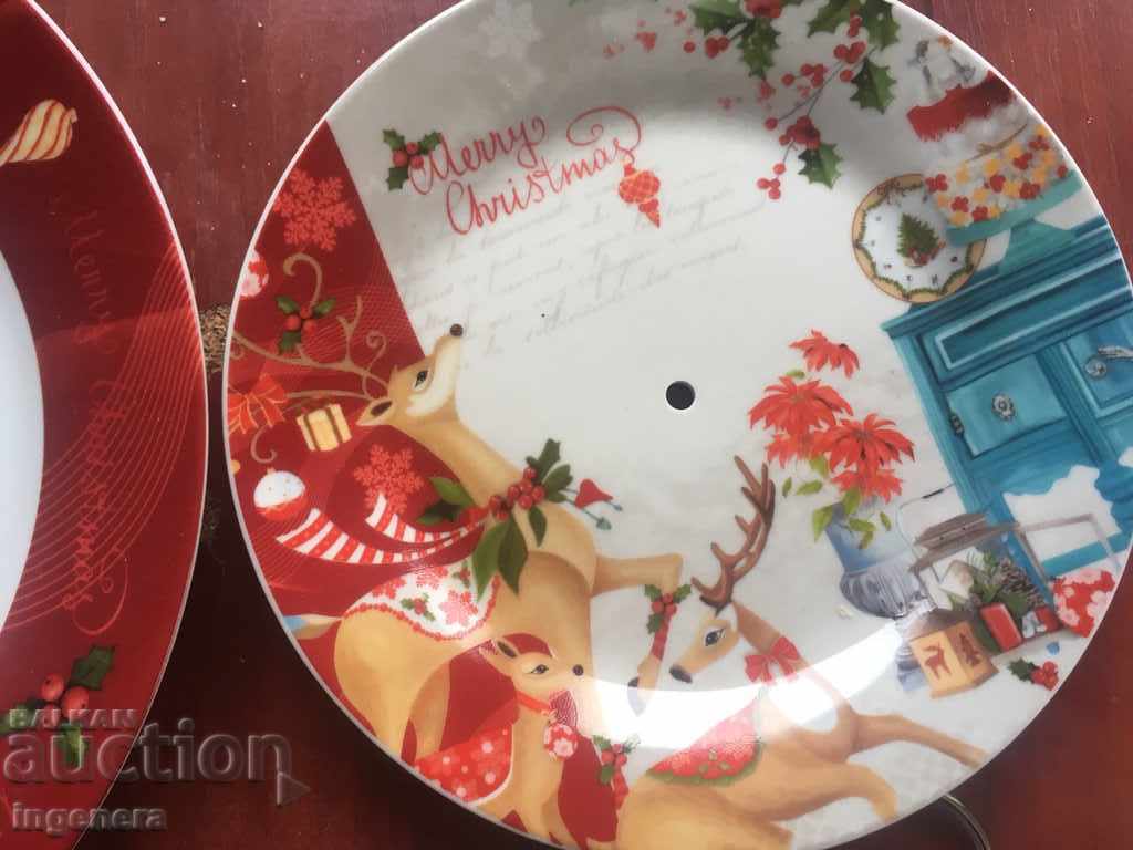 Delivery of CHRISTMAS PLATEAU ON TWO LEVELS NEW PLATE OF PORCELAIN Delivery of CHRISTMAS PLATEAU ON TWO LEVELS NEW PLATE OF PORCELAIN