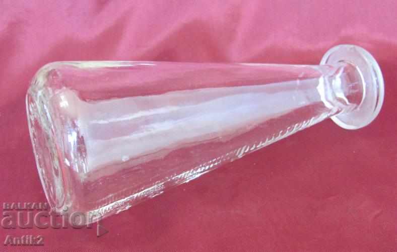 19th Century Pharmaceutical Medical Measuring Bottle - 7 19th Century Pharmaceutical Medical Measuring Bottle - 7