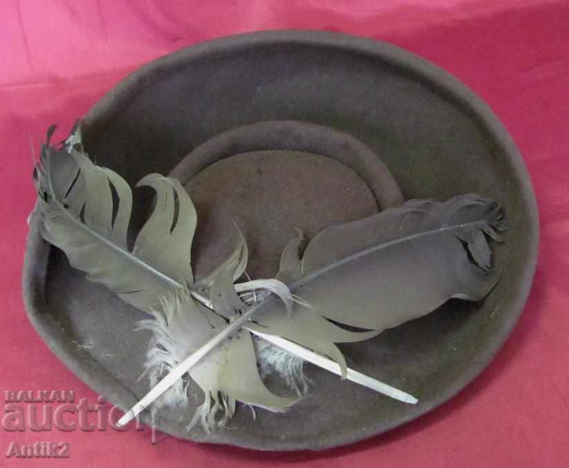 Delivery of 19th Century Women's Hat Felt Delivery of 19th Century Women's Hat Felt