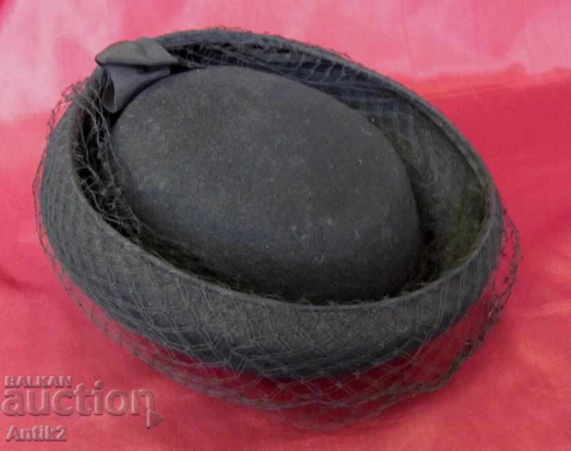 Delivery of 19th Century Women's Hat Felt