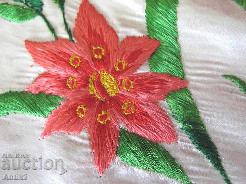 Broderie din perne din satin din secolul al XIX-lea - 6 Broderie din perne din satin din secolul al XIX-lea - 6