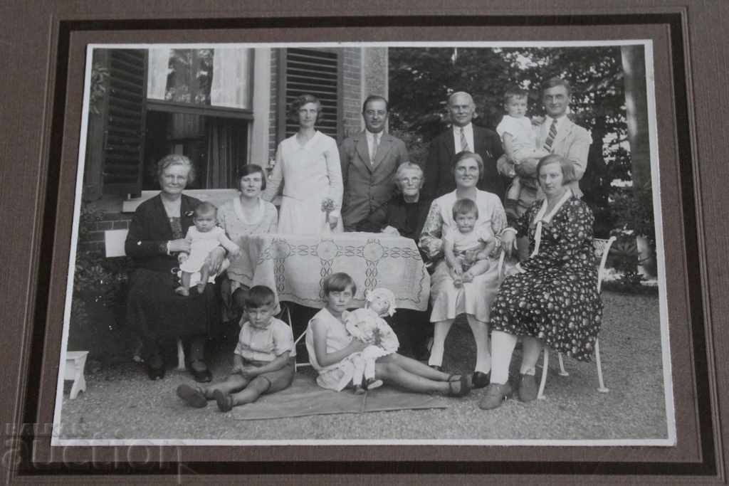 1930s OLD FAMILY PHOTOGRAPHY CARDBOARD