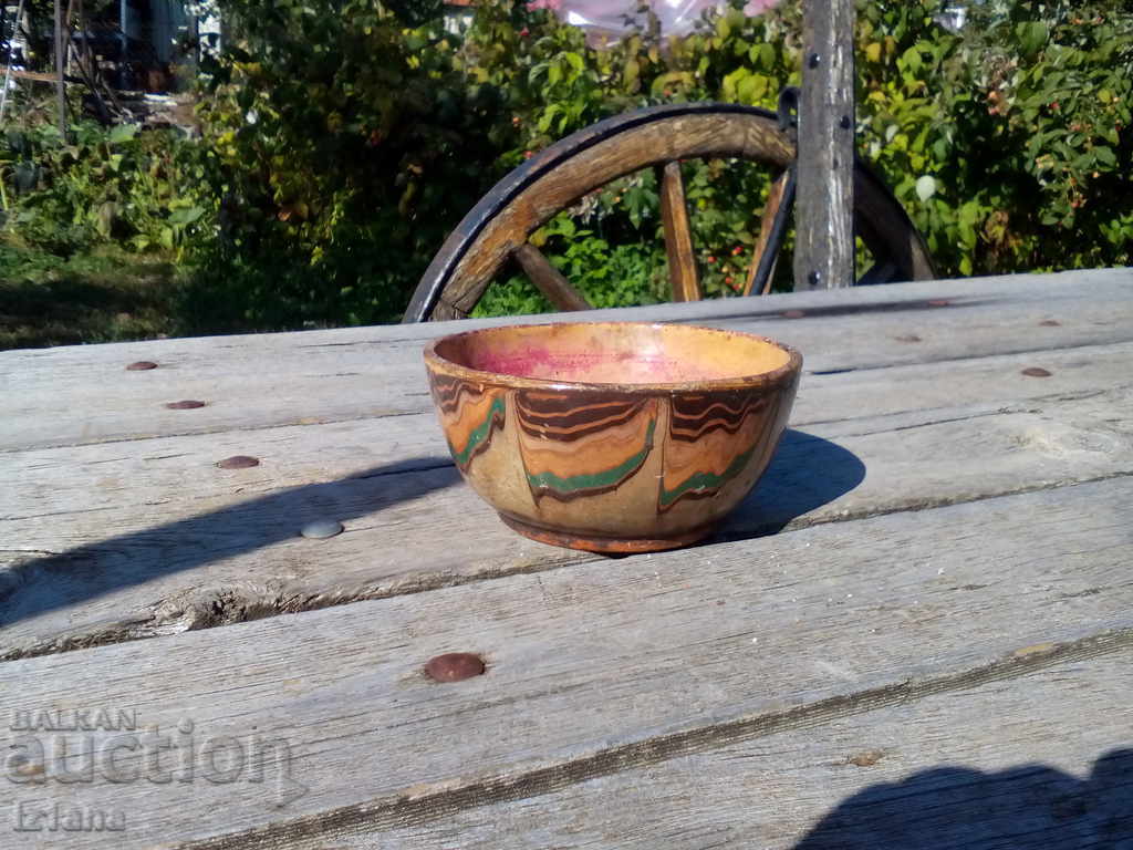 Antique ceramic bowl with price 15.00 BGN | € 7.67 Antique ceramic bowl with price 15.00 BGN | € 7.67
