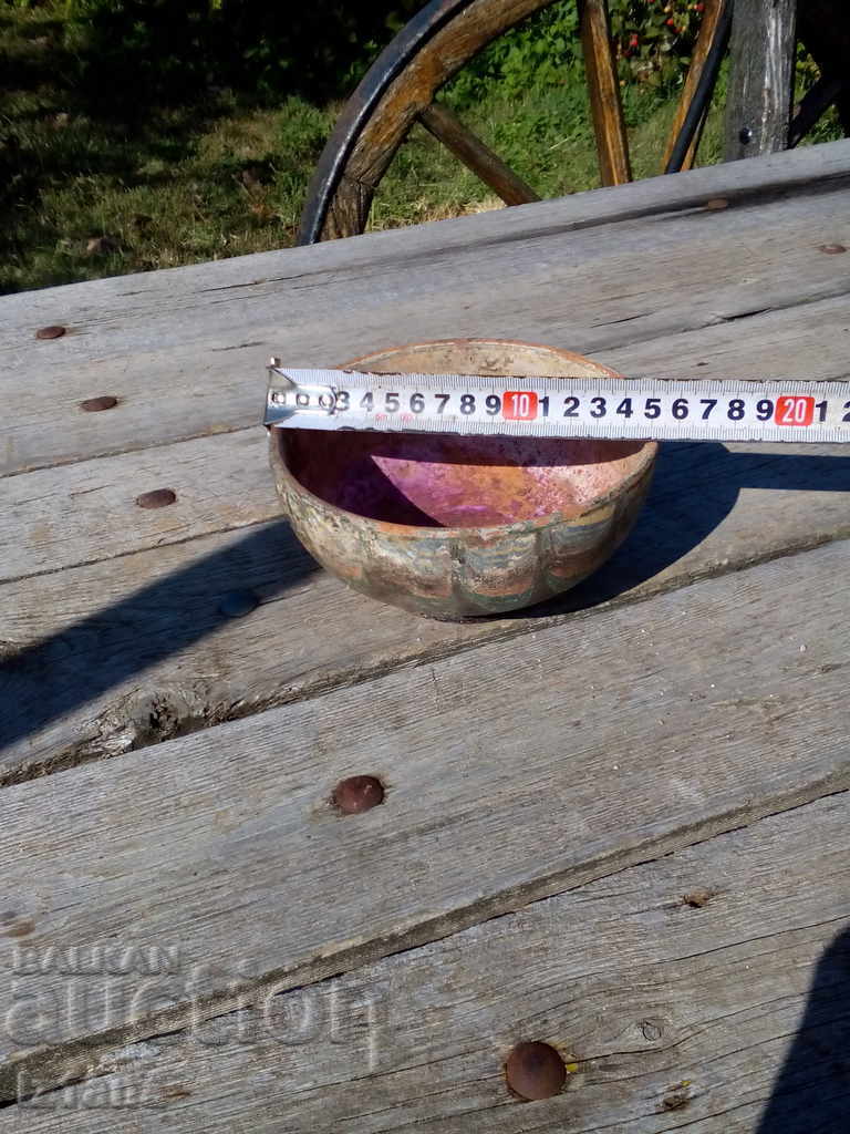 Auction Antique ceramic bowl Auction Antique ceramic bowl