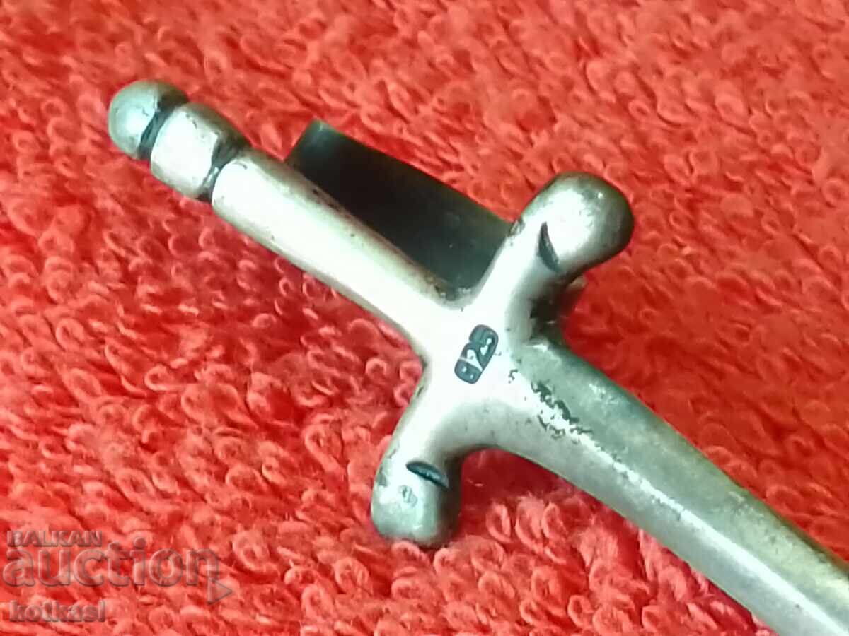 Wood carving Man Warrior Conquistador Sword and hat silver - 5 Wood carving Man Warrior Conquistador Sword and hat silver - 5