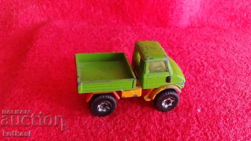 Old metal toy SIKU truck Germany with price 21.50 BGN | € 10.99 Old metal toy SIKU truck Germany with price 21.50 BGN | € 10.99