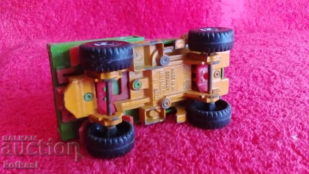 Old metal toy SIKU truck Germany - 6 Old metal toy SIKU truck Germany - 6