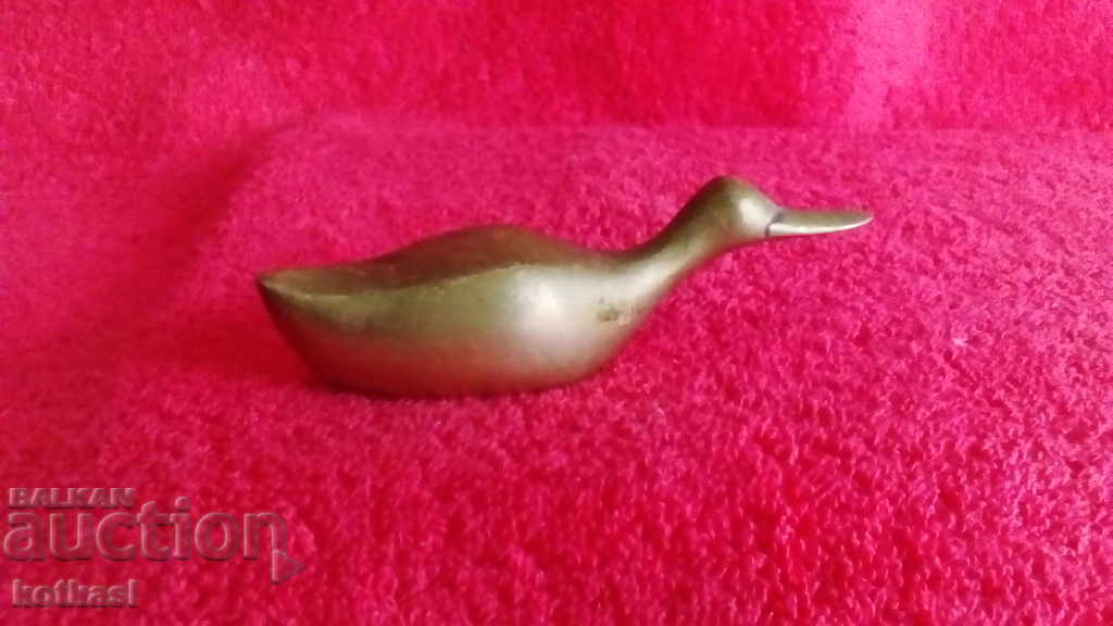 Παλιά μεταλλική μπρούτζινη πάπια Παλιά μεταλλική μπρούτζινη πάπια