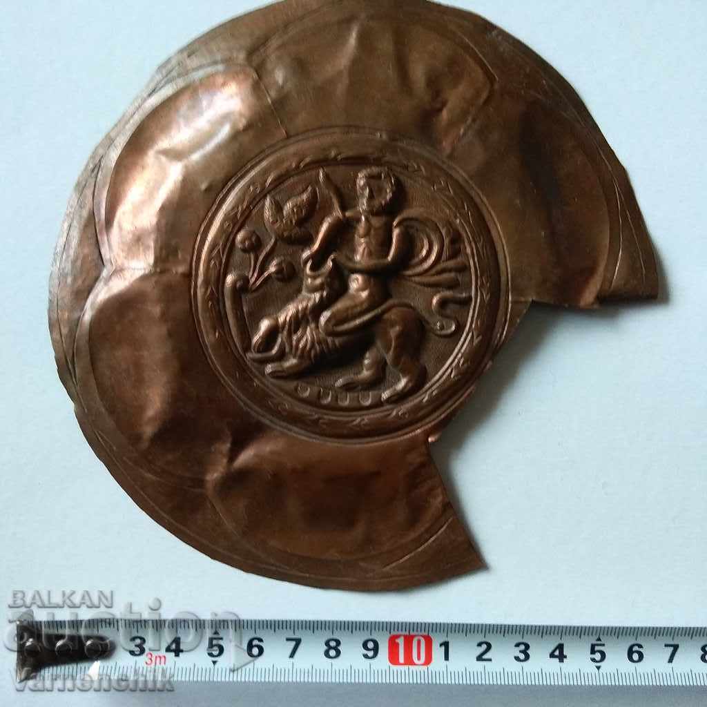 Auction  Handmade copper plate with inlaid scenes