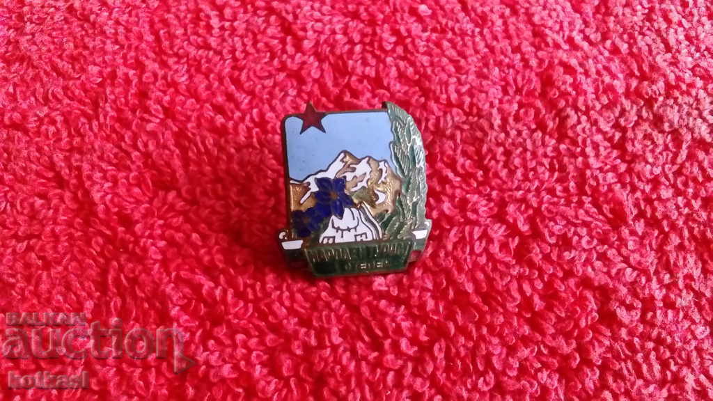 Delivery of Old Sign Badge NATIONAL TOURIST 1st st enamel screw excellent Delivery of Old Sign Badge NATIONAL TOURIST 1st st enamel screw excellent