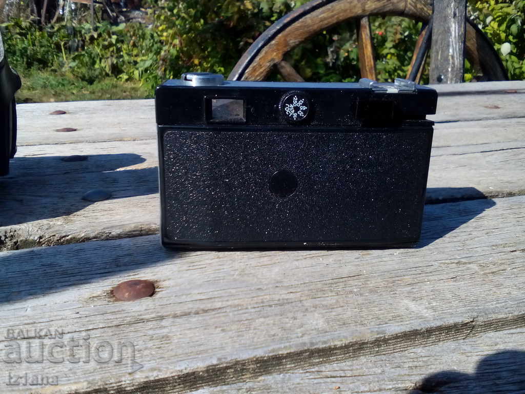 Auction Old Vilia Camera Auction Old Vilia Camera