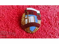 Old enamel badge EXCELLENT in military and political training screw