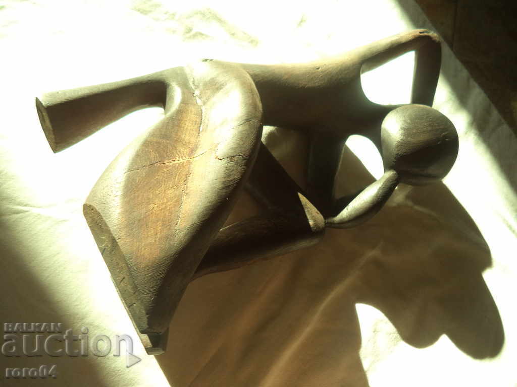 LARGE OLD WOODEN STATUS - 5 LARGE OLD WOODEN STATUS - 5