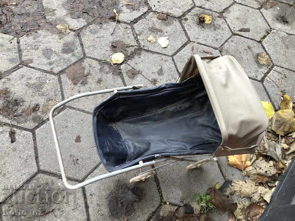 10184. OLD BABY PLAY PLAYER - 5 10184. OLD BABY PLAY PLAYER - 5